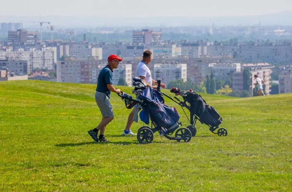Maharaja Buda Villa Apartment - Private Parking And Garden Budapest