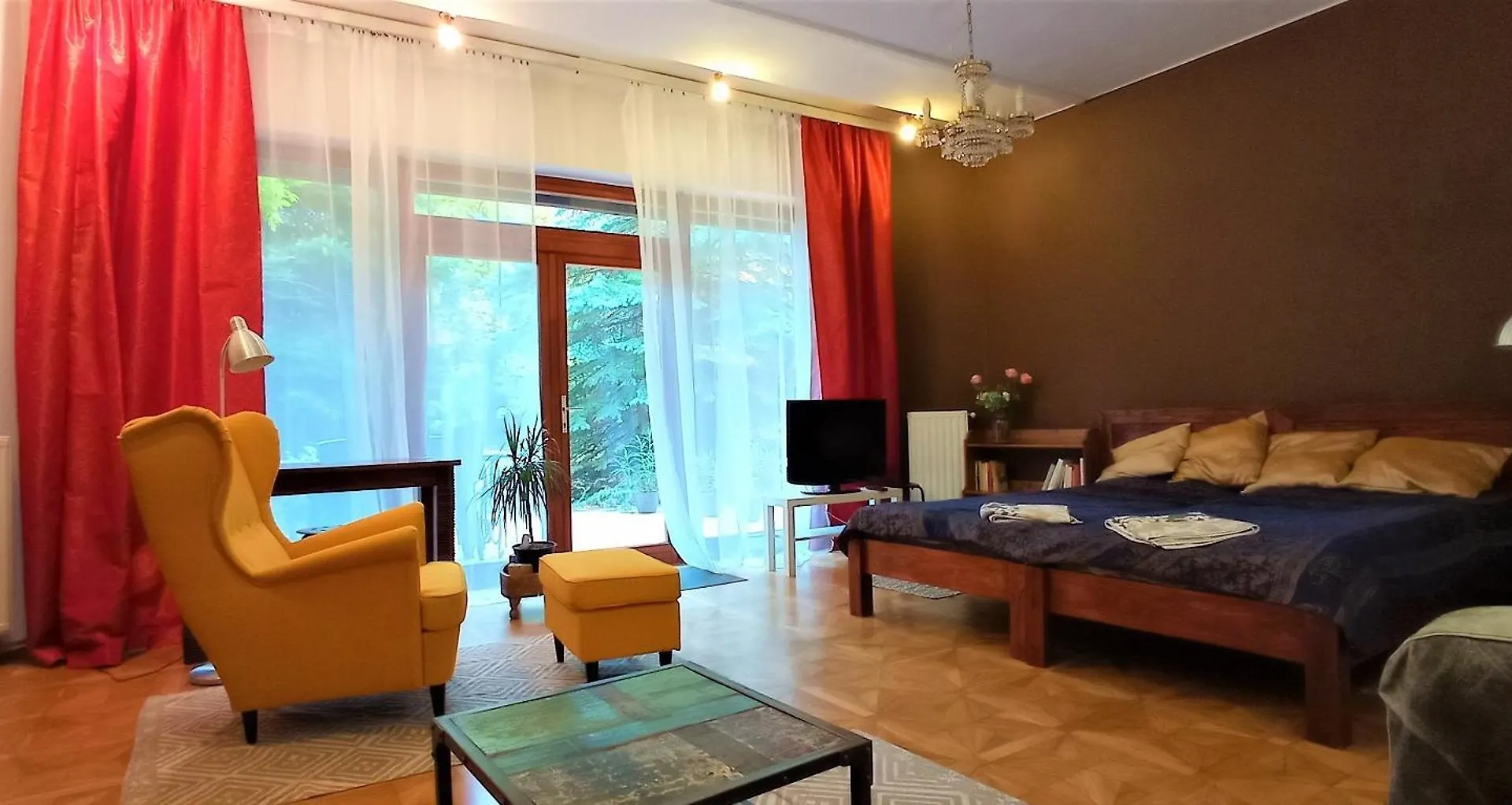 Maharaja Buda Villa Apartment - Private Parking And Garden Budapest